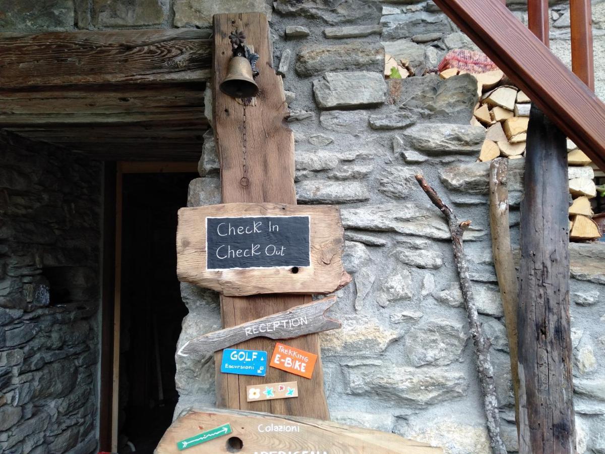 Bed and Breakfast Nuit a Pleiney Saint-Rhemy-En-Bosses Exterior foto