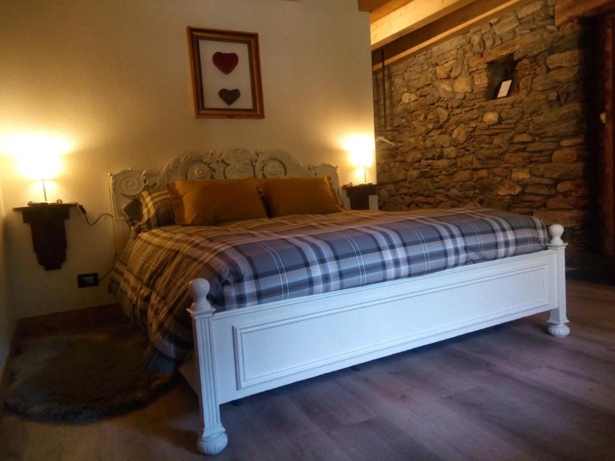 Bed and Breakfast Nuit a Pleiney Saint-Rhemy-En-Bosses Exterior foto
